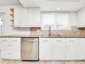 10372 Hammerly Boulevard 25, Houston TX 77043