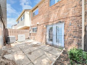 10372 Hammerly Boulevard 25, Houston TX 77043