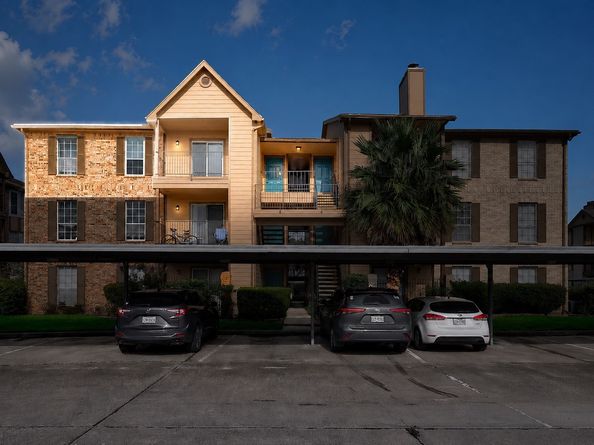 2121 Hepburn Street 1106, Houston TX 77054