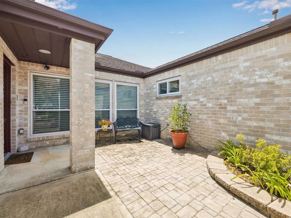 12507 Rocky Knoll Drive, Houston TX 77077