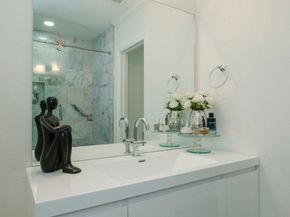5313 De Lange Lane, Houston TX 77092