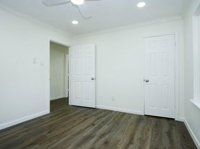 5313 De Lange Lane, Houston TX 77092