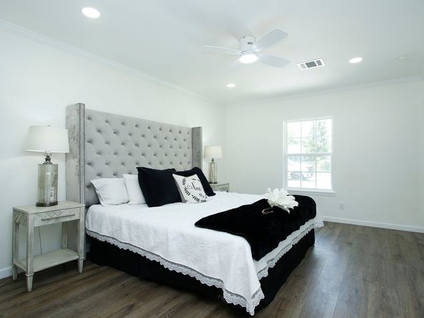 5313 De Lange Lane, Houston TX 77092