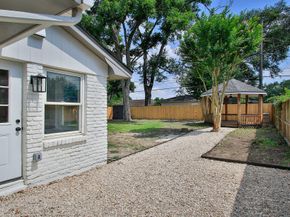 5313 De Lange Lane, Houston TX 77092
