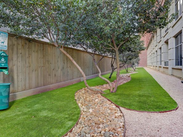 1901 Post Oak Boulevard 408, Houston TX 77056