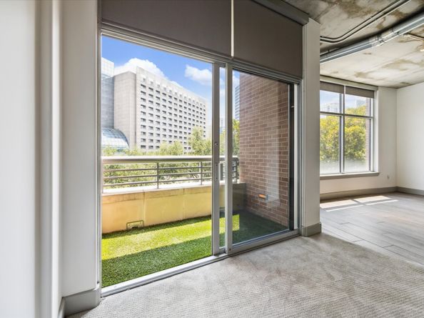 1901 Post Oak Boulevard 408, Houston TX 77056