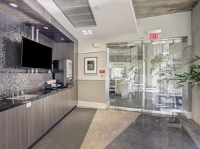 1901 Post Oak Boulevard 408, Houston TX 77056