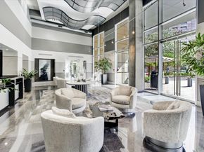 1901 Post Oak Boulevard 408, Houston TX 77056