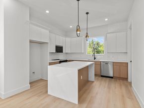3344 Sauer Street, Houston TX 77004