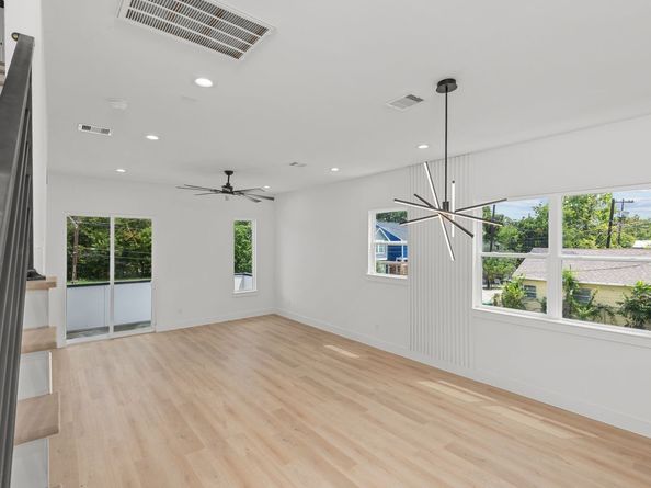 3344 Sauer Street, Houston TX 77004