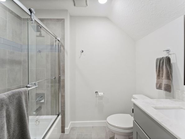 14 Jetty Point Drive, The Woodlands TX 77380