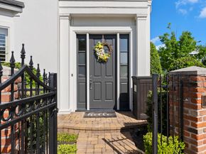 14 Jetty Point Drive, The Woodlands TX 77380
