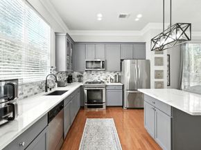 5916 Kansas Street B, Houston TX 77007
