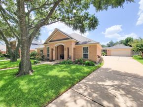 17431 Saddle Brush Trail, Houston TX 77095