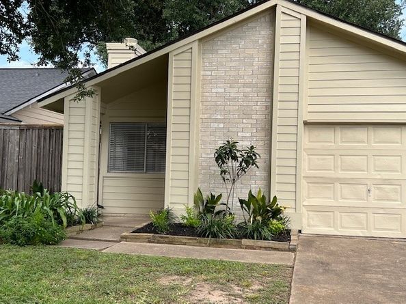 6335 Porterway Drive, Houston TX 77084