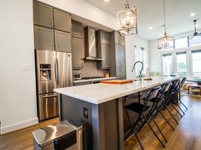 2920 Lamar St Street, Houston TX 77003