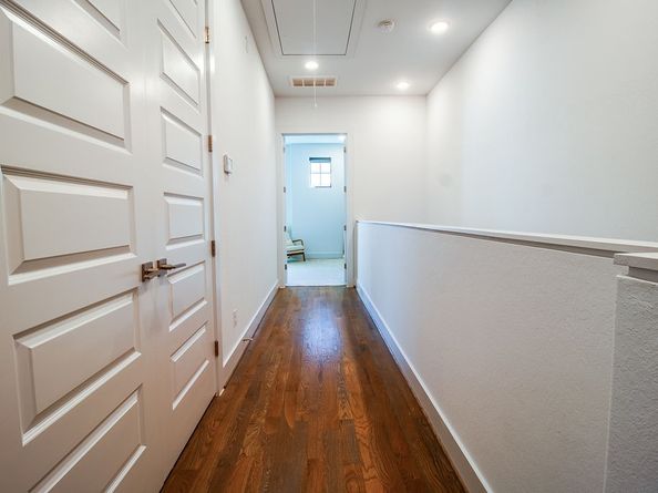 2920 Lamar St Street, Houston TX 77003