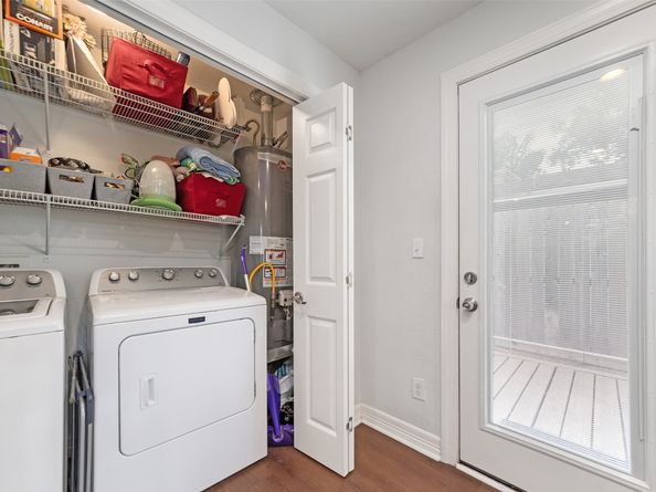 5105 De Lange Lane, Houston TX 77092