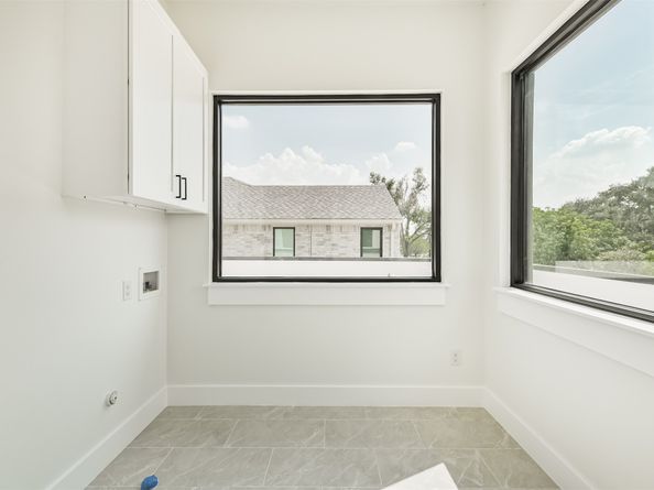 3720 Ella Boulevard, Houston TX 77018