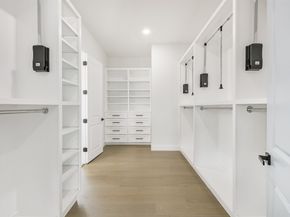 3720 Ella Boulevard, Houston TX 77018