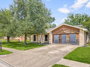 1346 Castle Glen Drive, Houston TX 77015