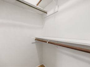 1346 Castle Glen Drive, Houston TX 77015