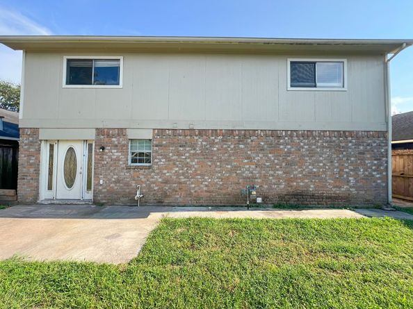 527 Walston Lane, Houston TX 77060