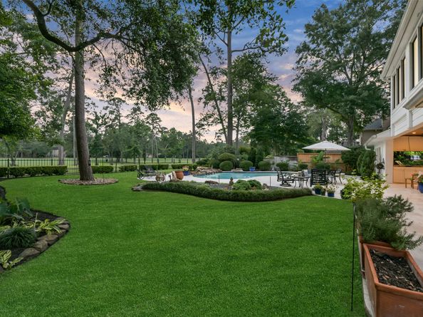 2323 Pine Bend Drive, Kingwood TX 77339