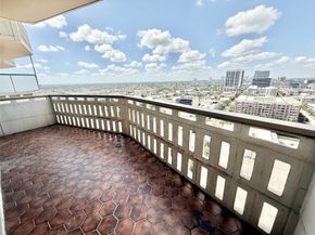 2016 Main 1904, Houston TX 77002