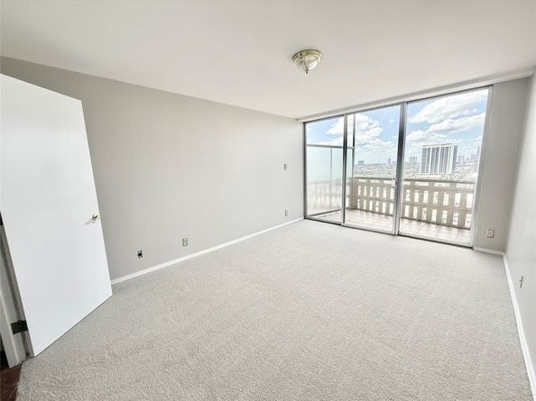 2016 Main 1904, Houston TX 77002