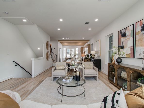 2213 Bevis Street, Houston TX 77008