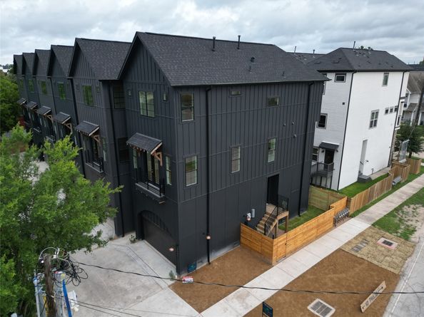 2213 Bevis Street, Houston TX 77008