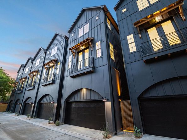 2213 Bevis Street, Houston TX 77008