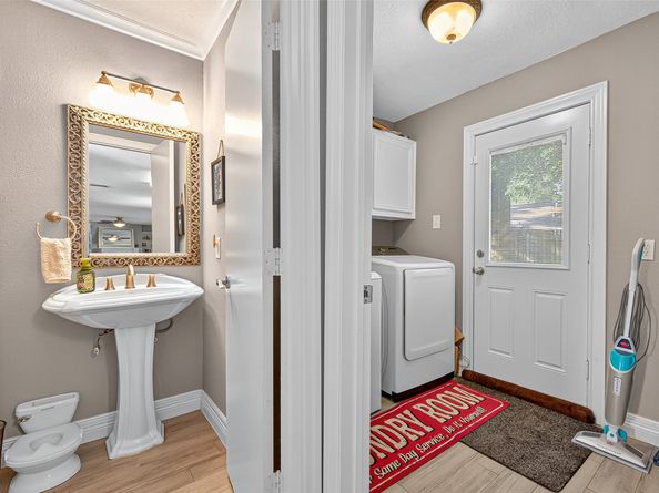 2901 Maple Knoll Drive, Houston TX 77339
