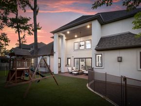 76 S Waterbridge Drive, Tomball TX 77375