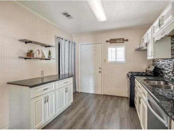 4719 Hain Street, Houston TX 77009