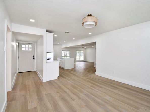 7210 Lumber Jack Drive, Houston TX 77040