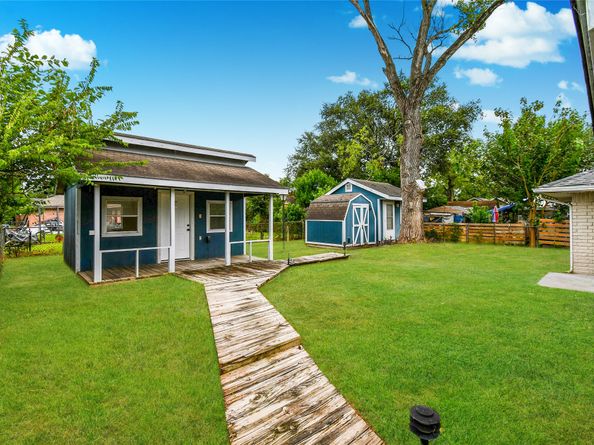 7210 Lumber Jack Drive, Houston TX 77040