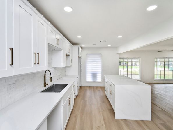 7210 Lumber Jack Drive, Houston TX 77040