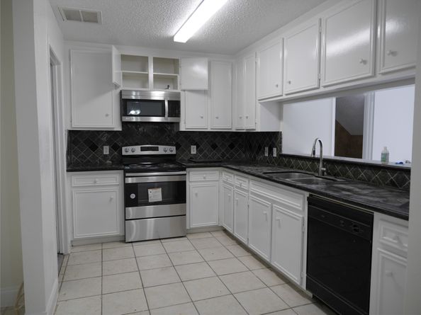 13840 Hollowgreen Drive 106, Houston TX 77082