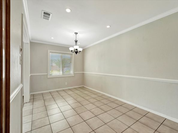 515 Canadian Street, Houston TX 77009