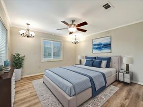 515 Canadian Street, Houston TX 77009