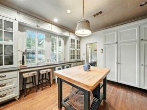 525 Teetshorn Street, Houston TX 77009