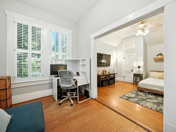 525 Teetshorn Street, Houston TX 77009