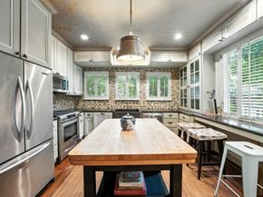 525 Teetshorn Street, Houston TX 77009
