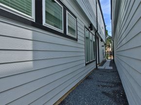 910A W 21st Street, Houston TX 77008