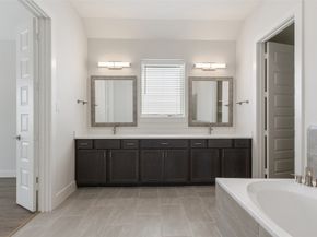 910A W 21st Street, Houston TX 77008