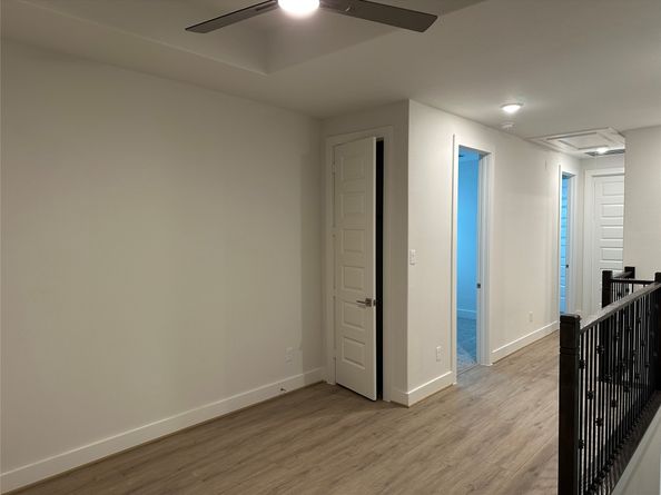 910A W 21st Street, Houston TX 77018