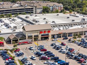 1257 E Witte Road 16, Houston TX 77055