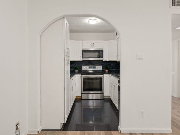 1257 E Witte Road 16, Houston TX 77055